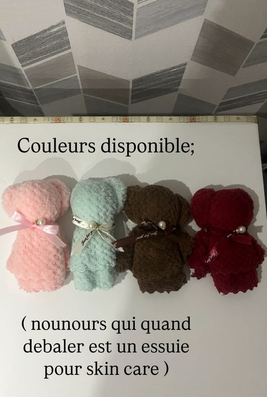 Nounours Douceur : Serviette Skincare Cachée 🧸✨